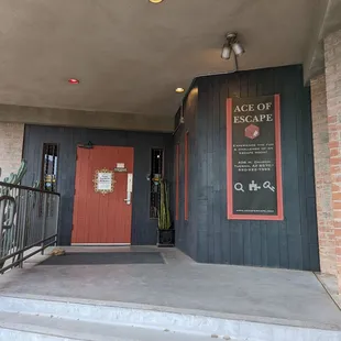 Ace of Escape (exterior)