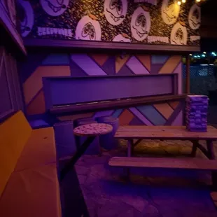 sushi and sashimi, interior