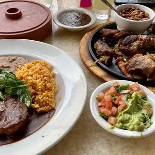 Mole Poblano de Pollo   Chicken Mole