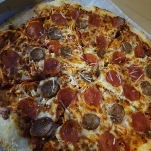 Eddie Spaghetti Pizza