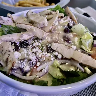Greek Salad with Grilled Chicken