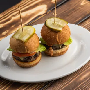 HAPPY HOUR Angus Sliders
