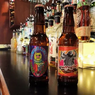 Good ppl, good food, served by a refreshingly authentic staff, in a clean, comfortable, &amp; warm environment.