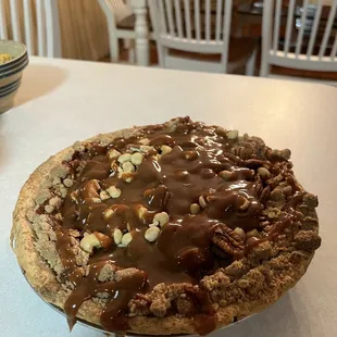 Carmel apple nut pie!
