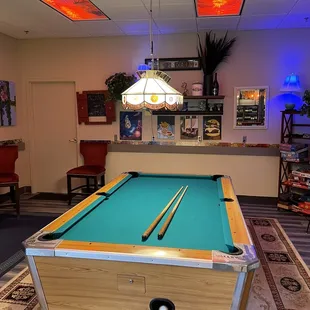 Billiard area