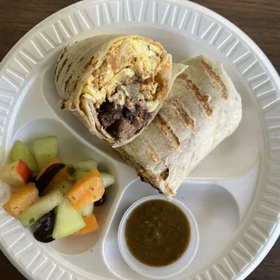 Top Sirloin Steak Breakfast Burrito (TikTok: @justandyvu)