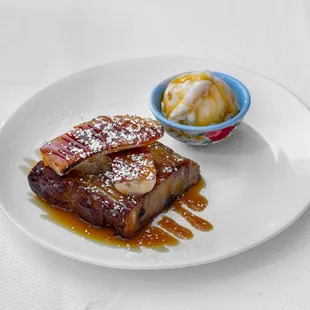 Banana bread pudding