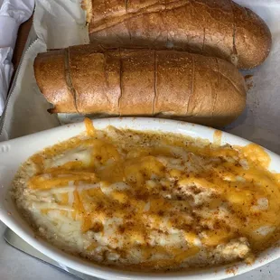 Crap dip. Came to grab an appetizer and beverage.