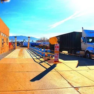 The scale. (photo credit: hiveminer.com acme iron)