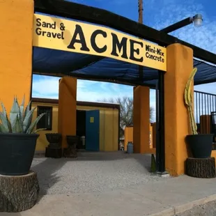 Acme Sand Store Front