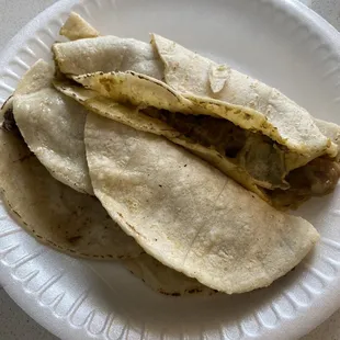 Carne con Chile &amp; Barbacoa tacos