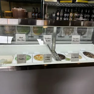 sushi and sashimi, interior