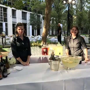 Bar Service at River City Bank