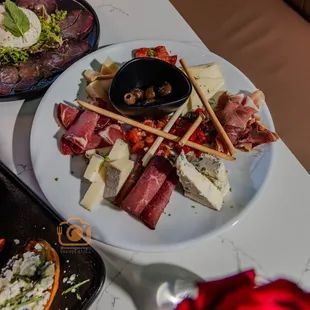 Tagliere Di Salumi E Formaggi