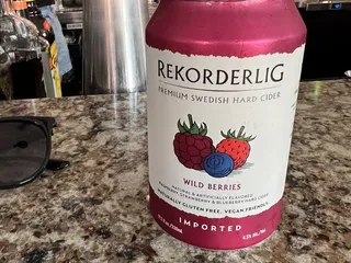 The Red, White & Brew