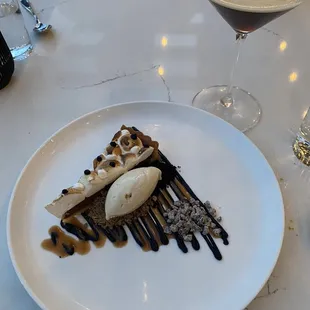 S&apos;mores pie