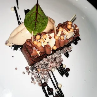 Dark Chocolate Creameaux