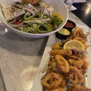 Had the most amazing Calamari and a Greek Salad! The service and ambiance was also fantastic!