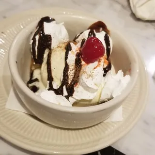 Baklava Sundae