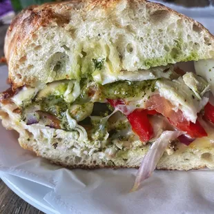 Chicken pesto grinder