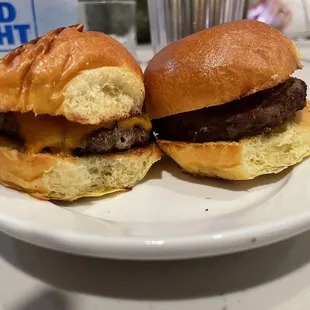 The $6 happy hour sliders