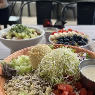 Hummus Quinoa Salad