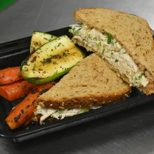 Al Capon Samich
Half pounds of chicken salad in organic toast.