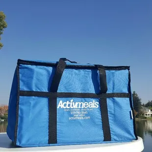 Our cold glacières will helo you caryy your food and keep cold for hours while you hit the gym or go shopping.