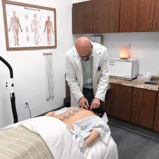 Chakra balancing with Acupuncture for stress relief!