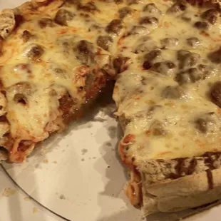 Plenty of sauce of this pie! Yummy