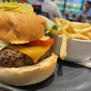 Kitchen Burger &amp; Fries