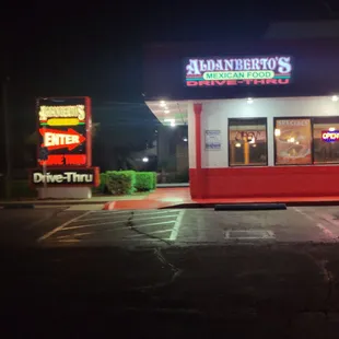 Worst restaurant EVER!!