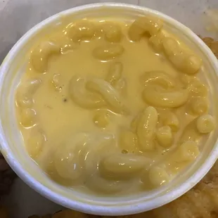 Soupy and bland Macaroni &amp; Cheese