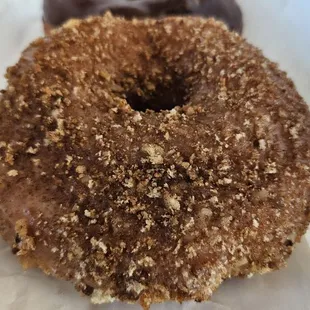 Crumb glazed donut was dry and seemingly made days ago - meh