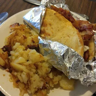 Breakfast pita sandwich