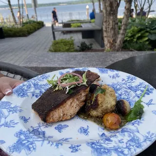 SEARED SALMON* G