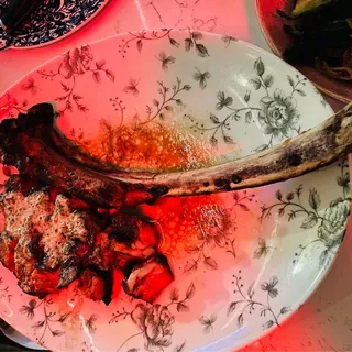 18 OZ, GRAIN FED TOMAHAWK VEAL CHOP* G