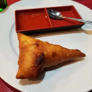 Veggie sambusa. 3 bucks for 1