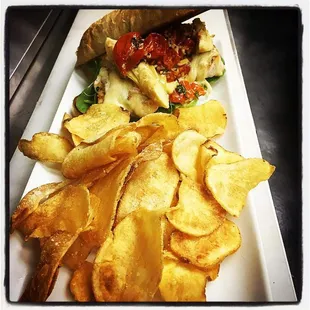 Chicken and artichoke Sandwich