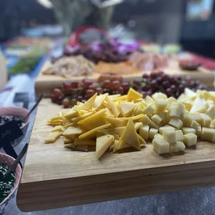 Simplesmente incrível , Agradecimentos Especiais ao Garçons, Maui, Lyonel, Mateus e Júlia