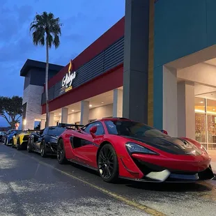 Great place to meet friends and make meetings