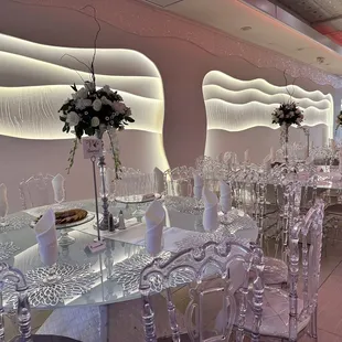 Table setup (very beautiful)
