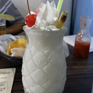 Pina colada, super cute and tasty