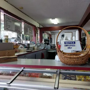 Deli counter