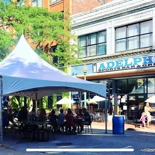 Outdoor Dining (select times of the year)
