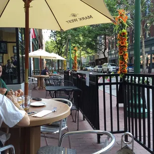 Street view outside seating.