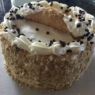 Cannoli Cake!
