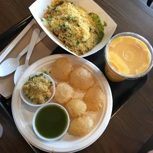Pani puri &amp; Samosa chaat