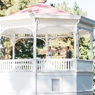 The gazebo across the street is a perfect place for photos