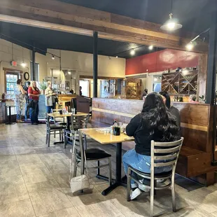 The cavernous but comfy ambiance in this place.